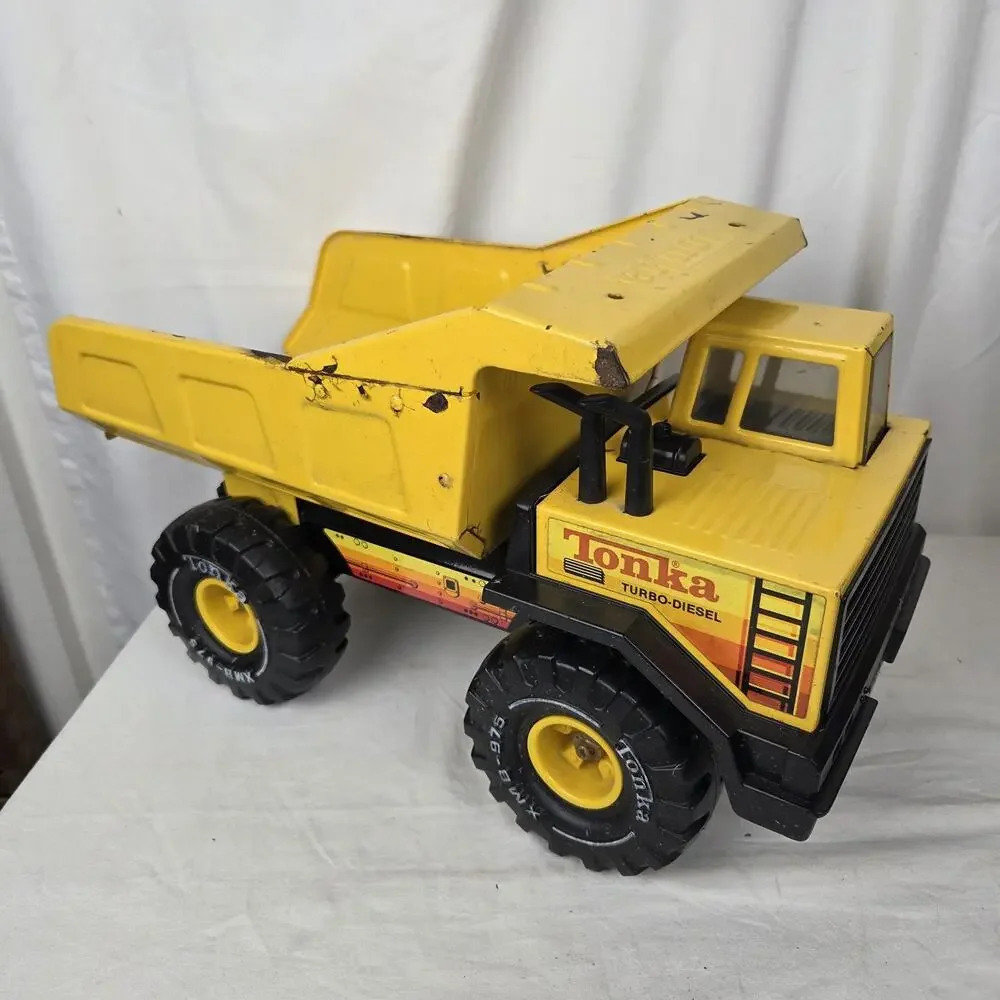 Vintage Big Tonka Dump Truck Turbo Diesel XMB-975 Toy Vehicle 1980s Yellow